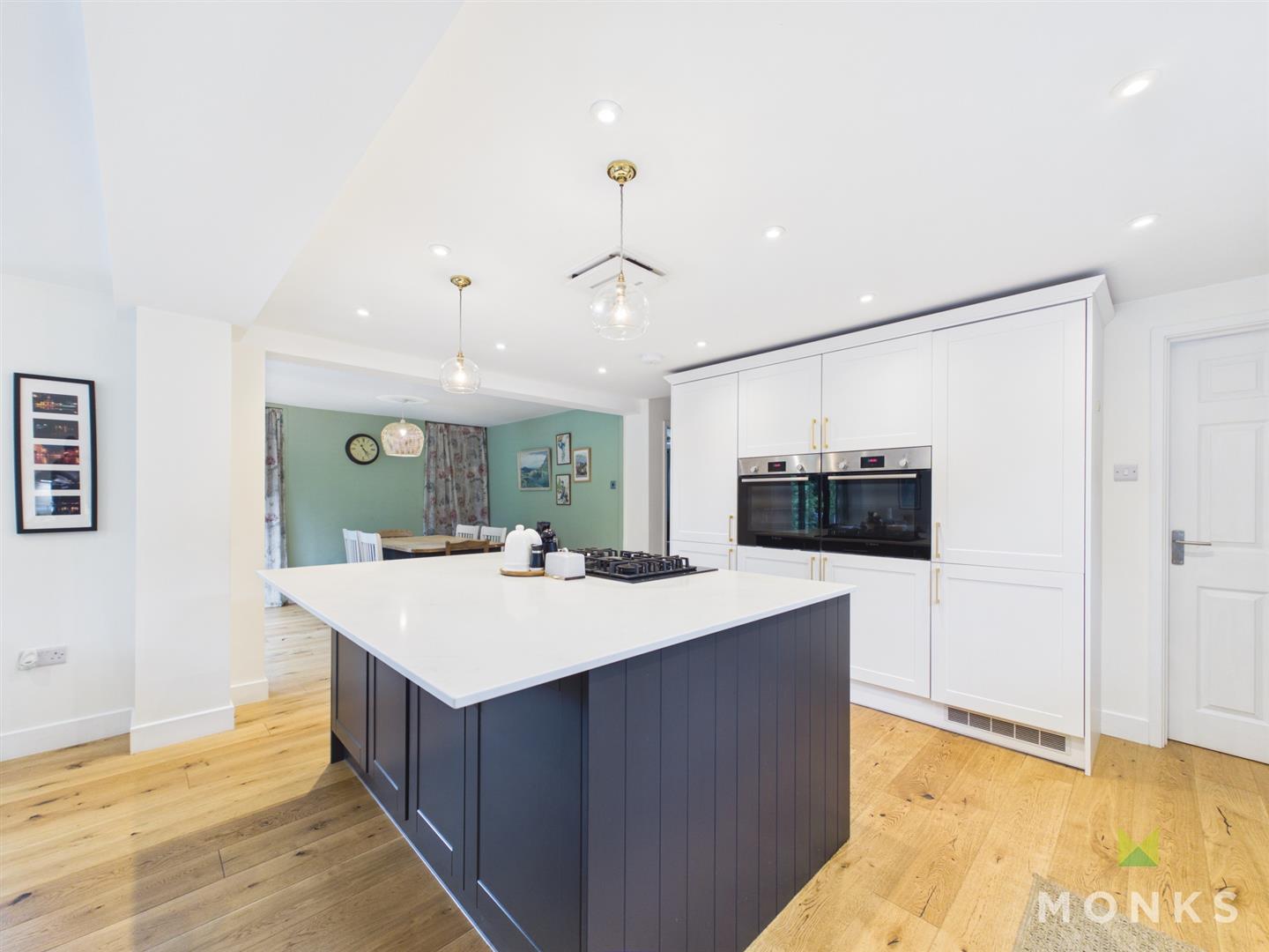 3 Aysgarth Road, Shrewsbury, SY3 8TW For Sale